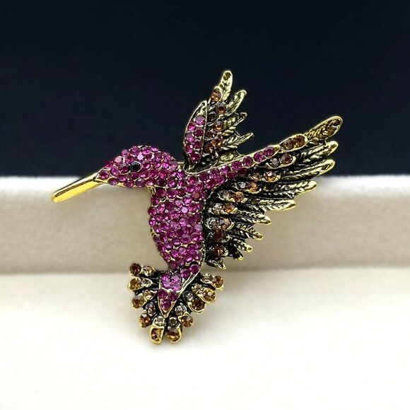 Yellow Gold with Fuchsia and Topaz Crystal Flying Hummingbird Pin Back Brooch - Picture 3 of 7